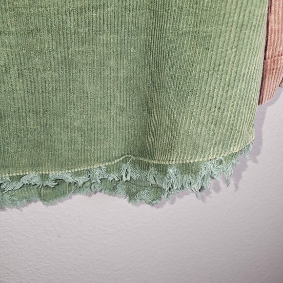 Corduroy Snap Up Jackey Green Tan Hooded Shacket Medium Frayed Hem - Picture 4 of 9